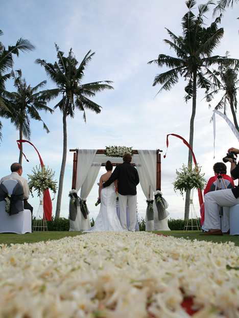 wedding pantai bali